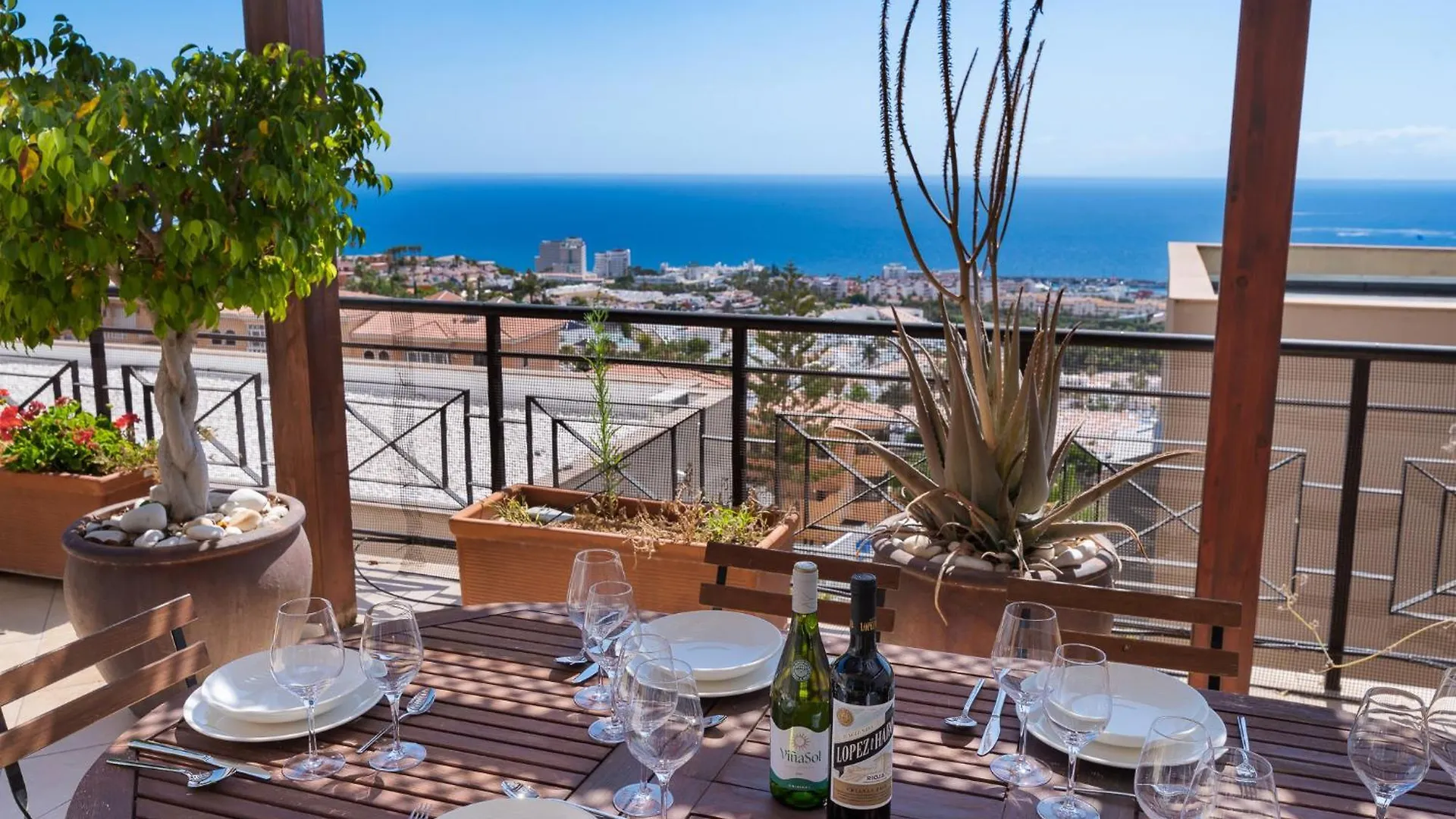 Obsidian Villa Bentayga Costa Adeje  Feriehus Costa Adeje (Tenerife)
